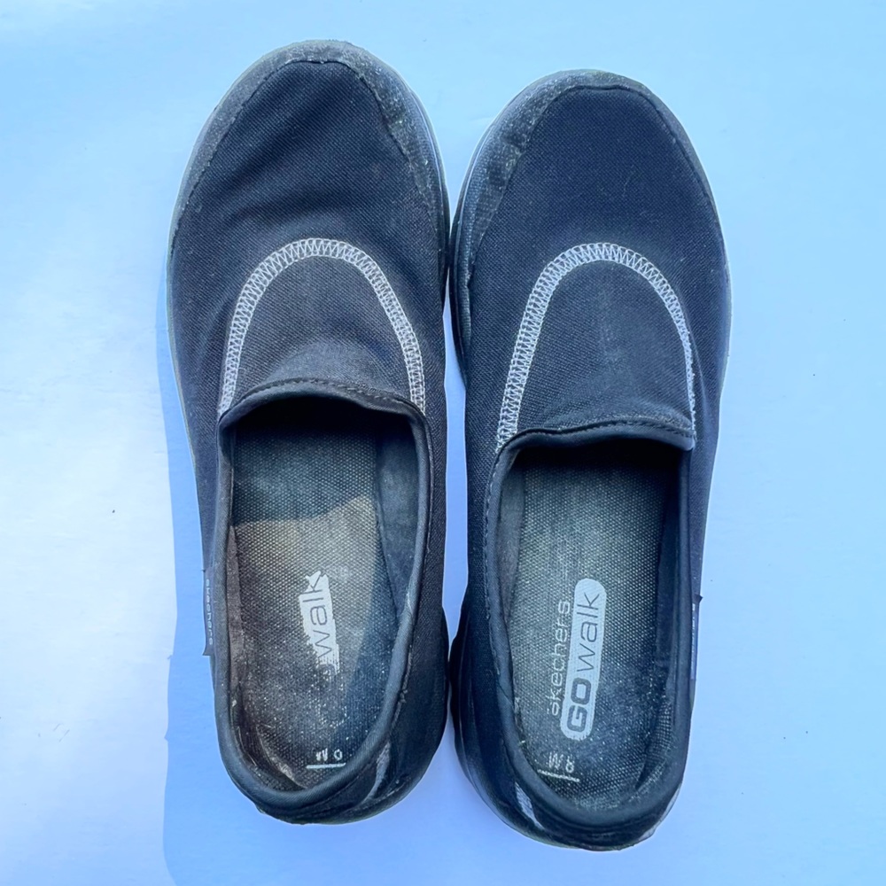 Sketchers GO WALK Slip-On Shoes - Women 8M